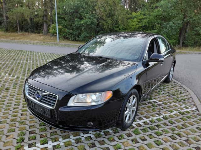 Volvo S80 1.maj., servis pouze volvo, po servisu