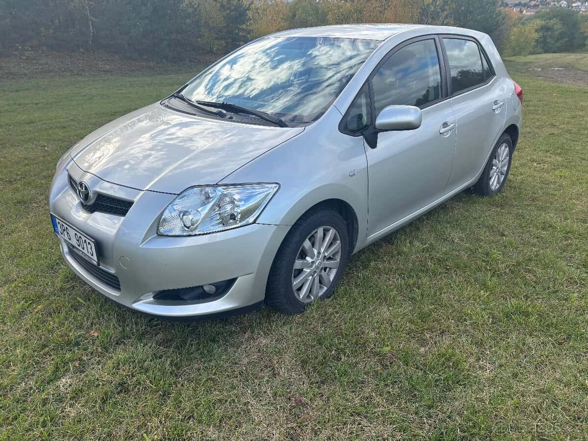 Toyota Auris 1,6 ČR