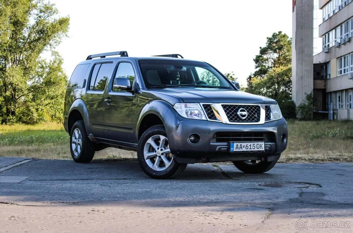 Nissan Pathfinder 2.5 140kw LE A/T