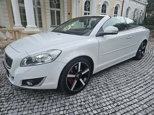 Volvo C70 Inscription 2.0D 130 kW 2012, 119.700 km TOP stav