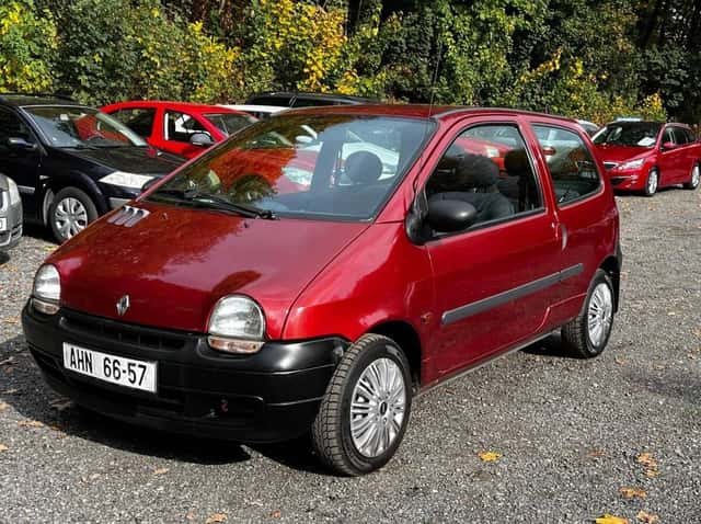 Renault Twingo 1.2i 43kW STK 9/2028 nové ČR 93tkm