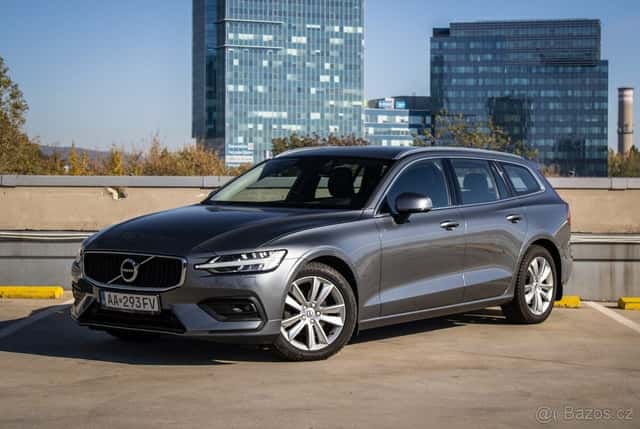 Volvo V60 B4 Momentum Pro A/T, 145 kW, A8, 5d., 2021