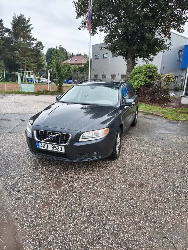 Volvo V70 III 2.0D 100kW 2010 Manuál