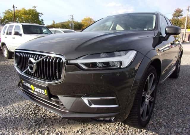 Volvo XC60 2.0D AWD 140kW INSCRIPTION TOP nafta automat