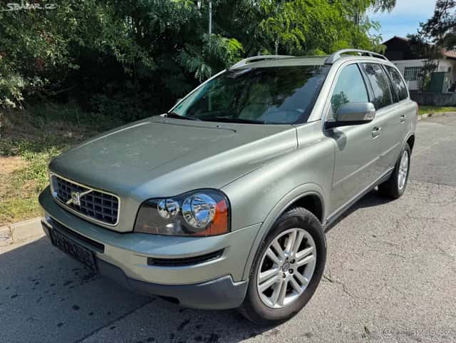 Volvo XC90 2.4 D5 136kW,Manuál,7.Míst,1.Majitel,Šibr,Servisk